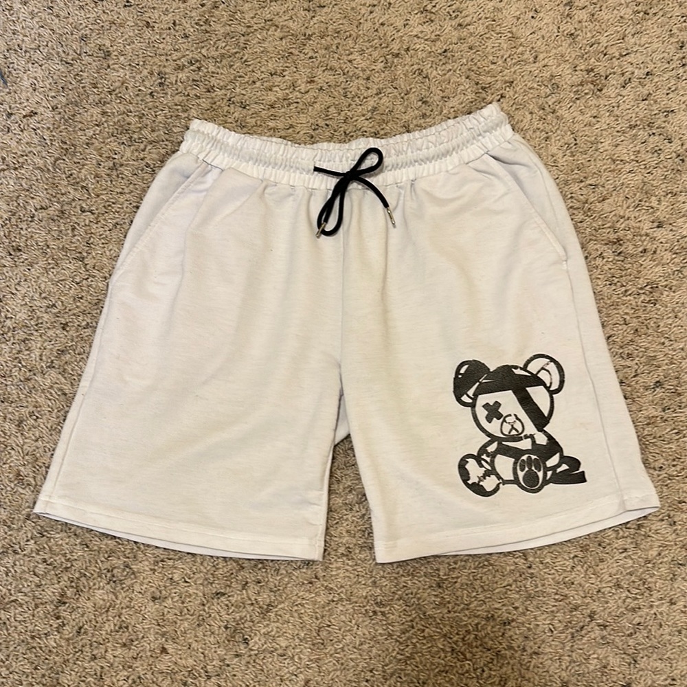 Rowme white shorts